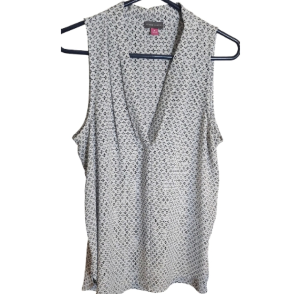 Vince Camuto sleeveless blouse size M